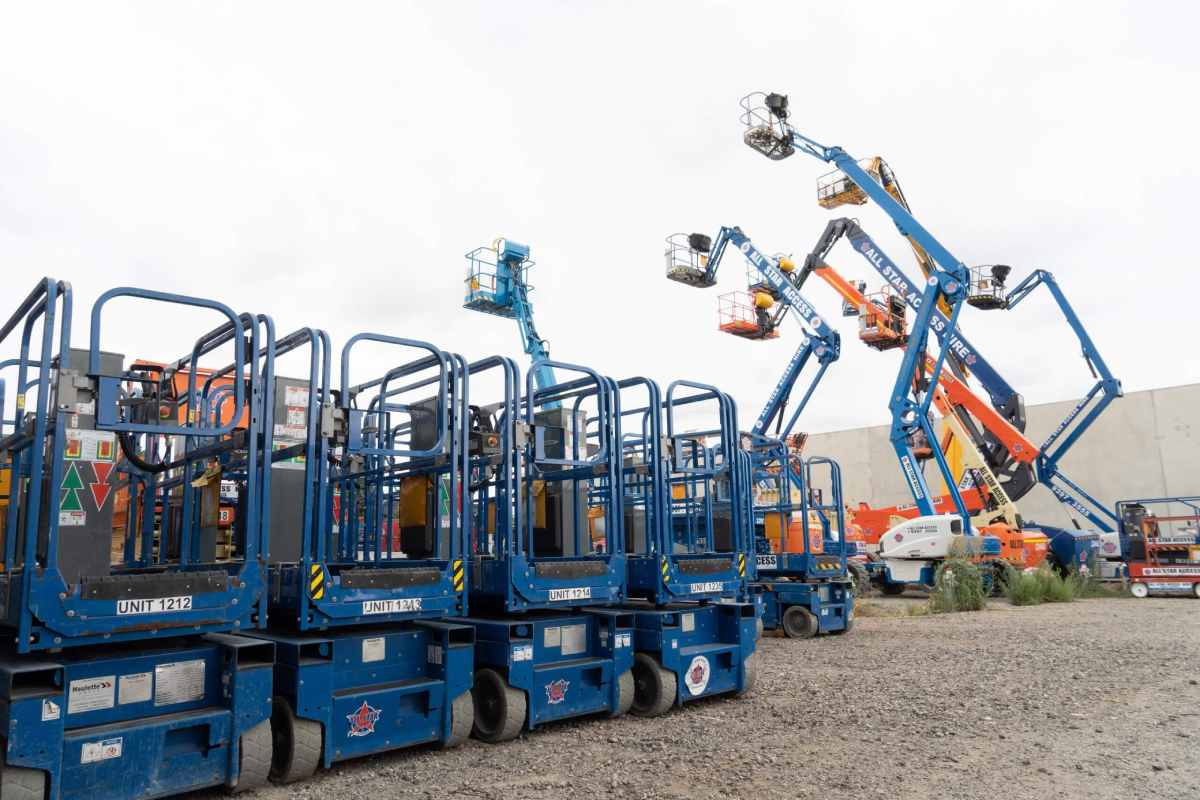 How to choose your next scissor lift for hire